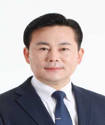 정창규 (鄭昌奎)