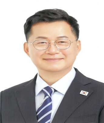 심보균 (沈輔均)