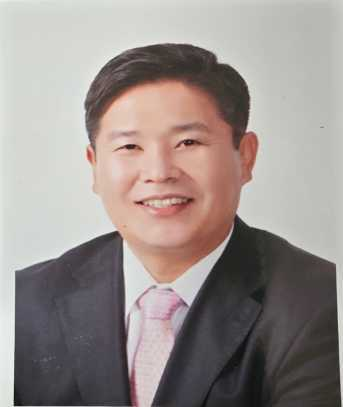 윤석진 (尹錫珍)