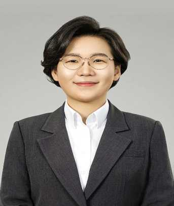 김보미 (金甫美)