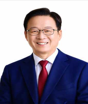 정용근 (鄭龍根)