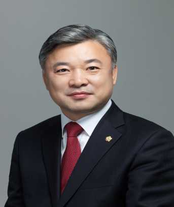 권광택 (權光澤)