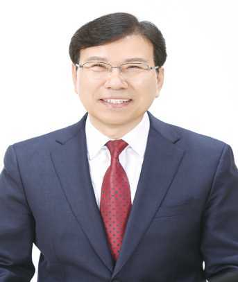 이용식 (李庸埴)