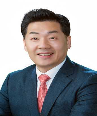 남기정 (南基正)