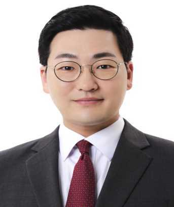 이동석 (李東碩)