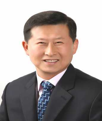 박해진 (朴海鎭)