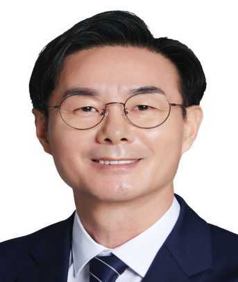 최동민 (崔東民)