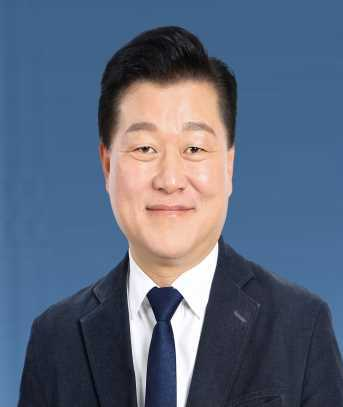 신용한 (慎鏞漢)